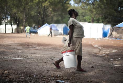 Cholera Kit Distribution - Foyer Monfort, Mariani.
